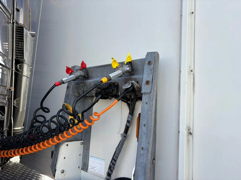 Полуприцеп-фургон Sommer 2AS 12.5M City Stuuras Standkache/Heater 2.000 KG LBW: фото 12 Полуприцеп-фургон Sommer 2AS 12.5M City Stuuras Standkache/Heater 2.000 KG LBW: фото 12