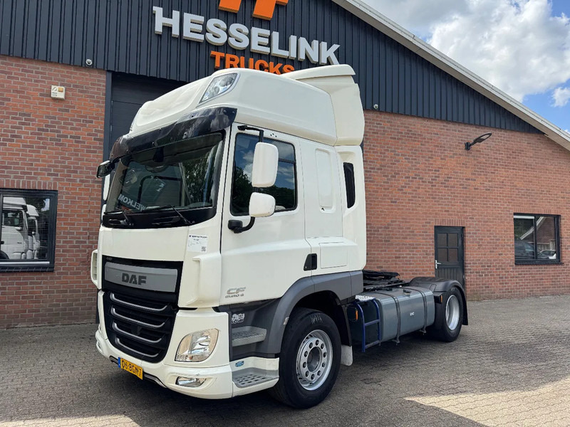DAF CF 370 4X2 Space Cab Side ACC APK 10/2025 NL Truck - Тягач: фото 1 DAF CF 370 4X2 Space Cab Side ACC APK 10/2025 NL Truck - Тягач: фото 1