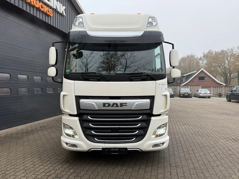 DAF CF 450 4X2 Space Cab LED Retarder Alcoa dura Bright 277.495 KM! German truck - Тягач: фото 5 DAF CF 450 4X2 Space Cab LED Retarder Alcoa dura Bright 277.495 KM! German truck - Тягач: фото 5
