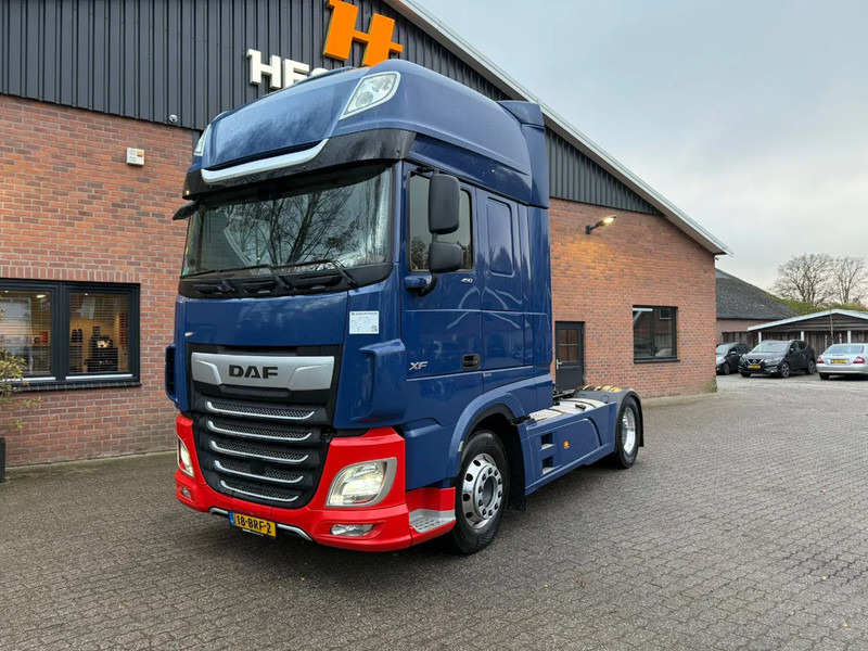 DAF XF 450 Super Space LED PTO Standairco/Standkachel NL Truck APK/TUV 14-01-2026 - Тягач: фото 1 DAF XF 450 Super Space LED PTO Standairco/Standkachel NL Truck APK/TUV 14-01-2026 - Тягач: фото 1