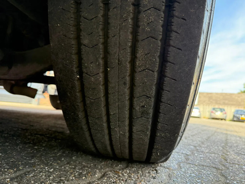 Scania P320 4X2 Airco Spoilers NL Truck APK/TUV 04-2026 - Тягач: фото 3 Scania P320 4X2 Airco Spoilers NL Truck APK/TUV 04-2026 - Тягач: фото 3