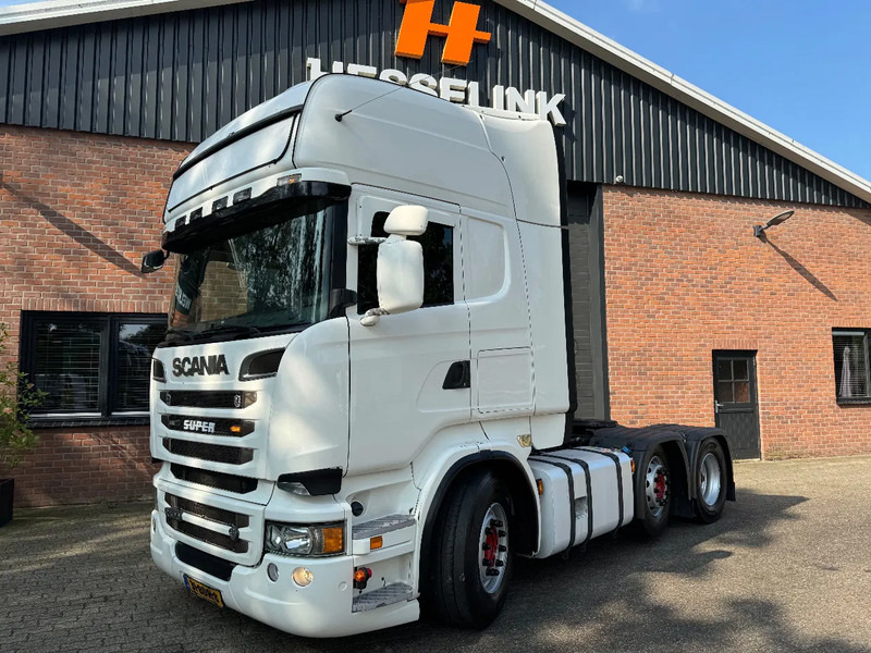 Scania R520 V8 6X2 Topline Retarder 2x tank NL Truck - Тягач: фото 1 Scania R520 V8 6X2 Topline Retarder 2x tank NL Truck - Тягач: фото 1