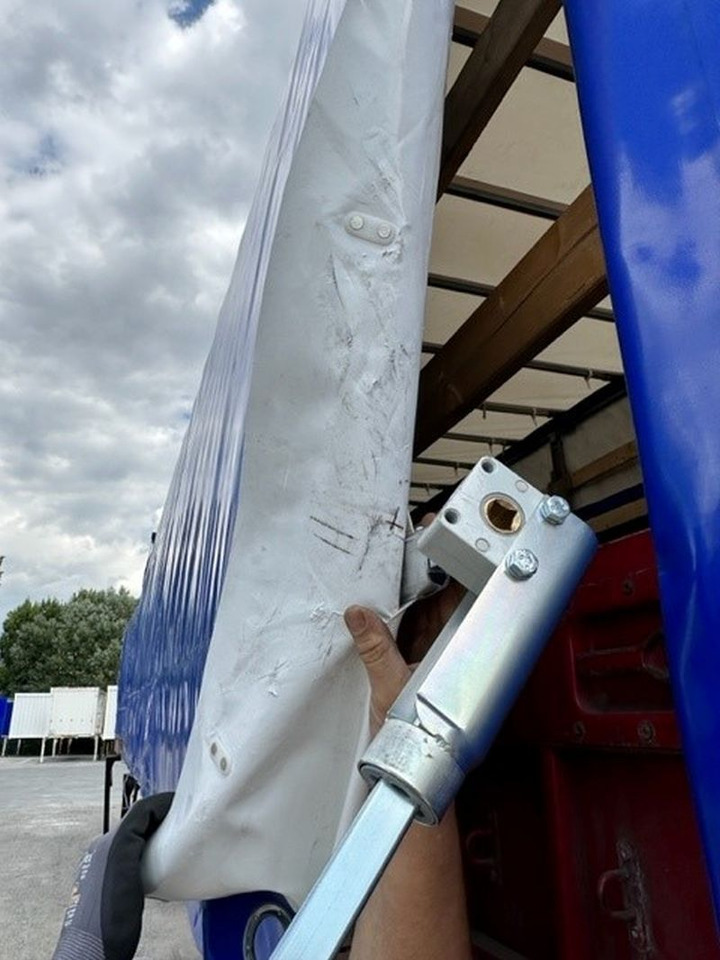 Krone BDF-System, 7.450 mm lang, neue ROLLFIXPLANE in RAL 5002 Ultramarinblau, - Тентованный кузов: фото 2 Krone BDF-System, 7.450 mm lang, neue ROLLFIXPLANE in RAL 5002 Ultramarinblau, - Тентованный кузов: фото 2