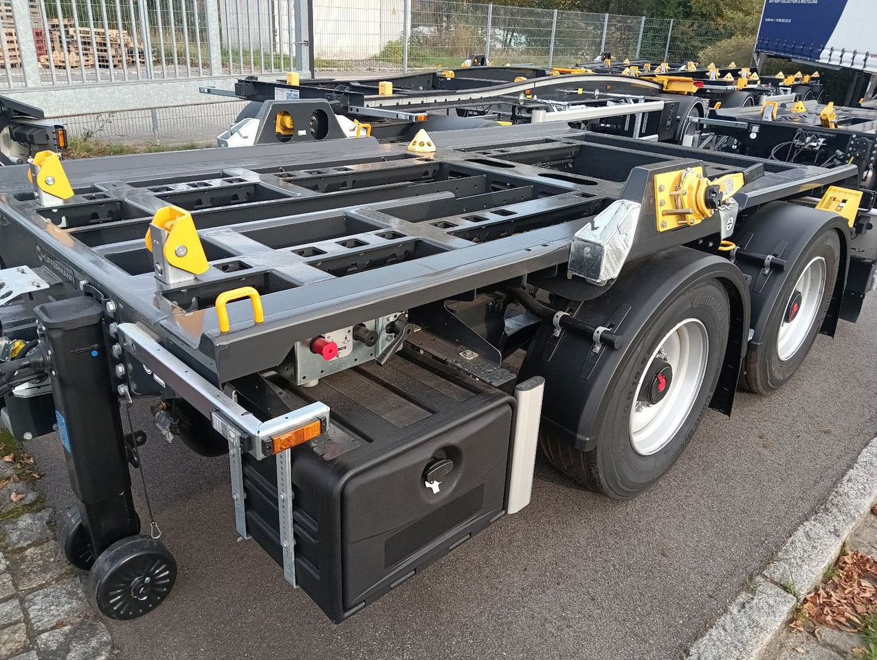 Hüffermann 2-A-MINI-CARRIER SAFETYFIX VERZINKT NEU TOP-PREI - Прицеп мультилифт/ Бункеровоз: фото 1 Hüffermann 2-A-MINI-CARRIER SAFETYFIX VERZINKT NEU TOP-PREI - Прицеп мультилифт/ Бункеровоз: фото 1