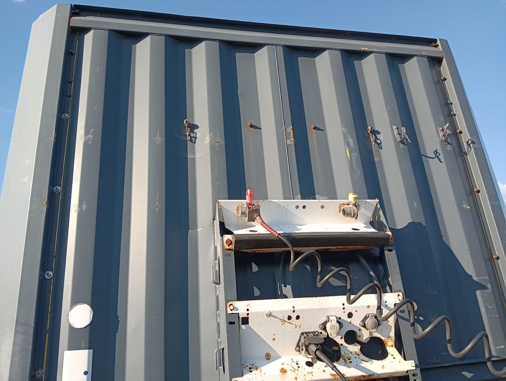 Krone SDP27 TwistLocks 40"+ 20" BPW Lift Rungentaschen Krone SDP27 TwistLocks 40"+ 20" BPW Lift Rungentaschen - Полуприцеп бортовой/ Платформа: фото 2 Krone SDP27 TwistLocks 40"+ 20" BPW Lift Rungentaschen Krone SDP27 TwistLocks 40"+ 20" BPW Lift Rungentaschen - Полуприцеп бортовой/ Платформа: фото 2