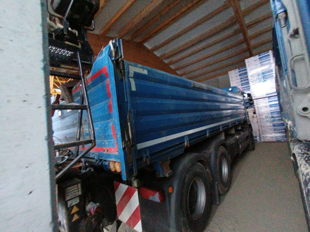 MAN TGS 26:480 6x4 BL ATLAS 240.2E-A4 3-S-Kipper - Самосвал, Автоманипулятор: фото 5 MAN TGS 26:480 6x4 BL ATLAS 240.2E-A4 3-S-Kipper - Самосвал, Автоманипулятор: фото 5