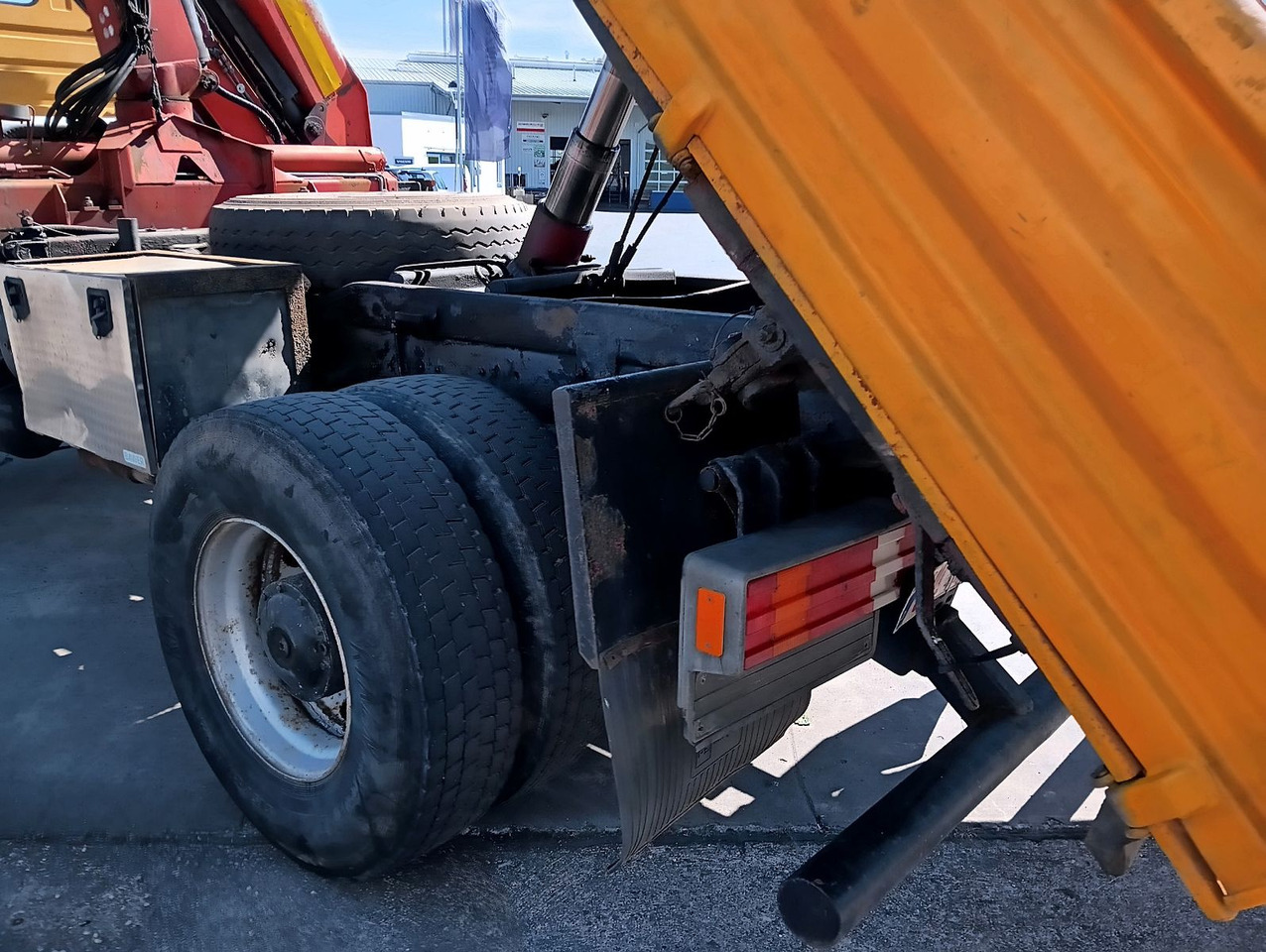 Самосвал, Автоманипулятор Mercedes-Benz SK 1722 AK 4x4 Blatt Schalter PalfingerPK10500A4: фото 21