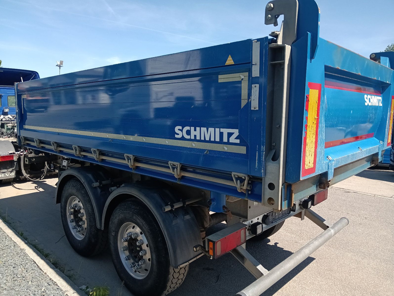 Schmitz Cargobull ZKI 18 Tandem 3-Seiten Kipper ALU ALCOA Rollplan - Самосвальный прицеп: фото 1 Schmitz Cargobull ZKI 18 Tandem 3-Seiten Kipper ALU ALCOA Rollplan - Самосвальный прицеп: фото 1