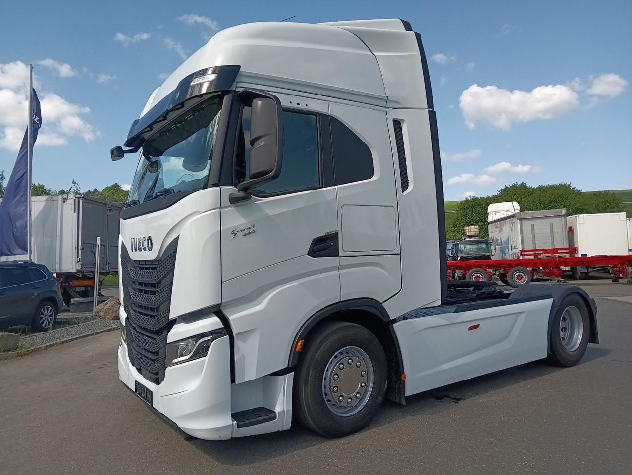 Iveco S-WAY AS440 P490 INTARDERSpoilerStandklima 2xTan - Тягач: фото 2 Iveco S-WAY AS440 P490 INTARDERSpoilerStandklima 2xTan - Тягач: фото 2