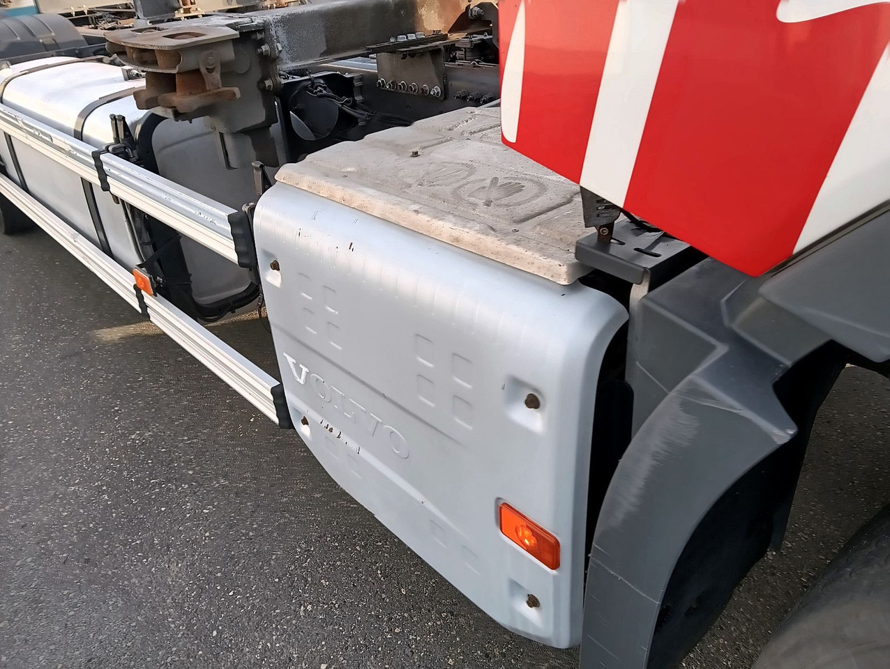 Грузовик-контейнеровоз/ Сменный кузов Volvo FH 460 Globe "VIN-LB"MultiBDF I-PARC LENKACHSE: фото 17 Грузовик-контейнеровоз/ Сменный кузов Volvo FH 460 Globe "VIN-LB"MultiBDF I-PARC LENKACHSE: фото 17