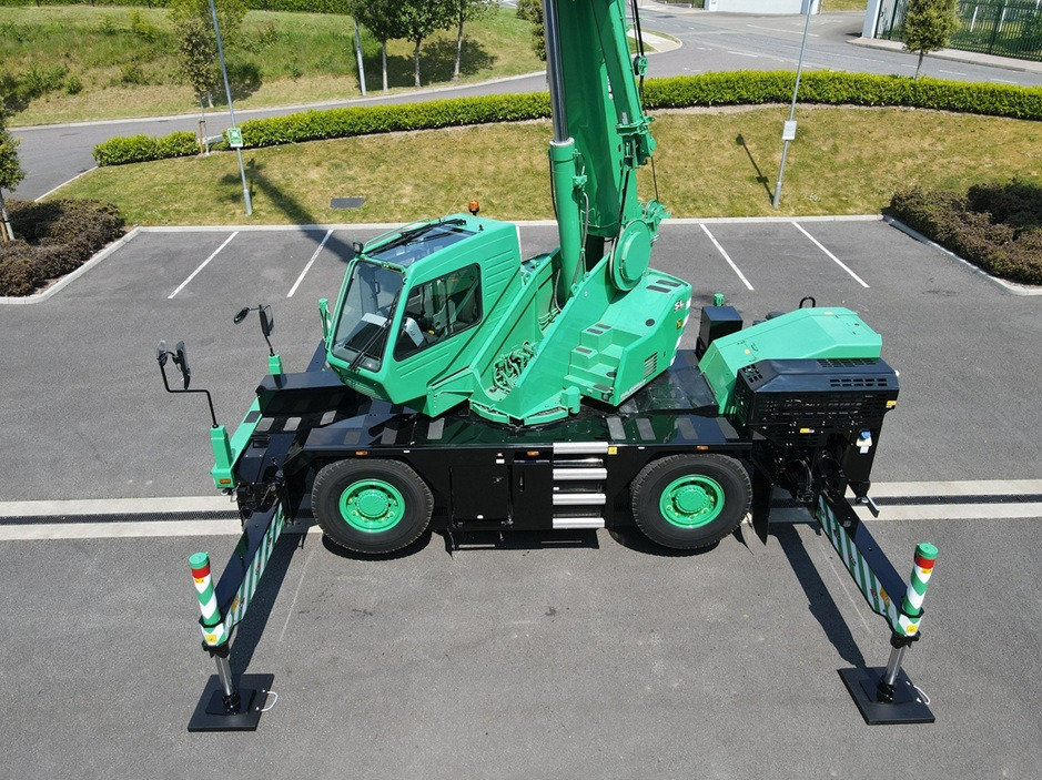 KATO CR-250Rv - 25 Ton City Crane - Excellent Condition - Мобильный кран: фото 4 KATO CR-250Rv - 25 Ton City Crane - Excellent Condition - Мобильный кран: фото 4