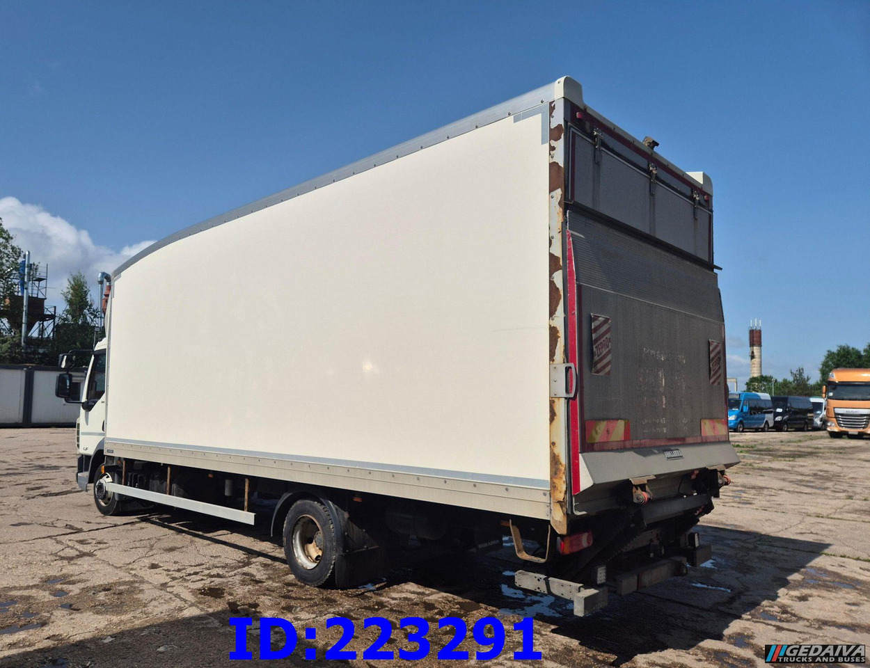 Грузовик с закрытым кузовом DAF LF 180 FA - Euro6: фото 9