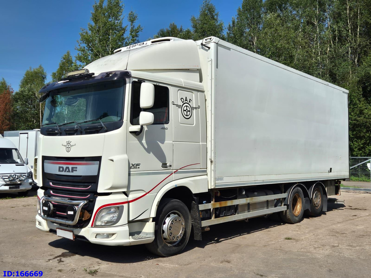 DAF XF 106.460 FAR 6X2 Euro6 - Рефрижератор: фото 1 DAF XF 106.460 FAR 6X2 Euro6 - Рефрижератор: фото 1