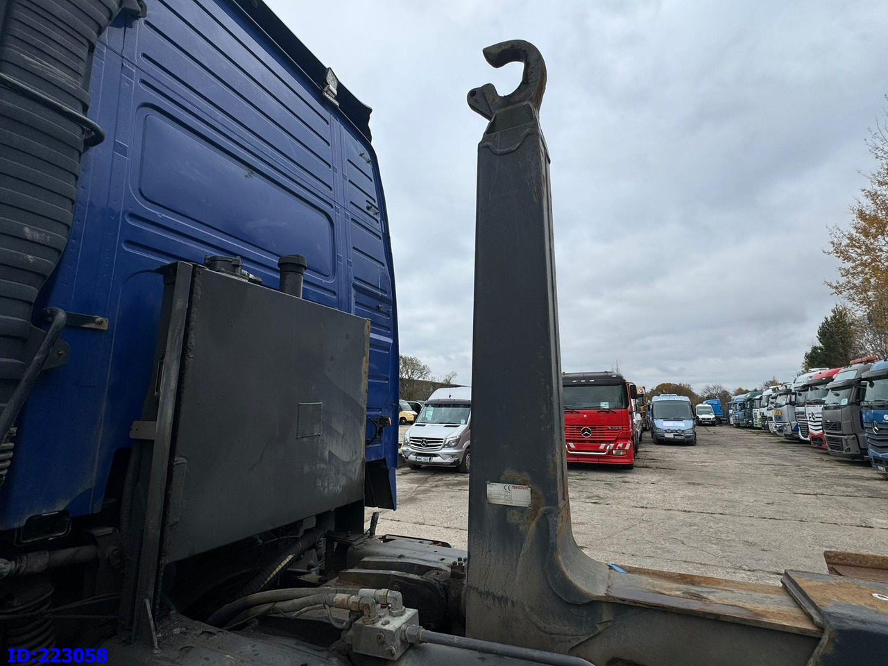 HIAB Multilift XR21S53 - Система портальной погрузки/ Мультилифт: фото 1 HIAB Multilift XR21S53 - Система портальной погрузки/ Мультилифт: фото 1