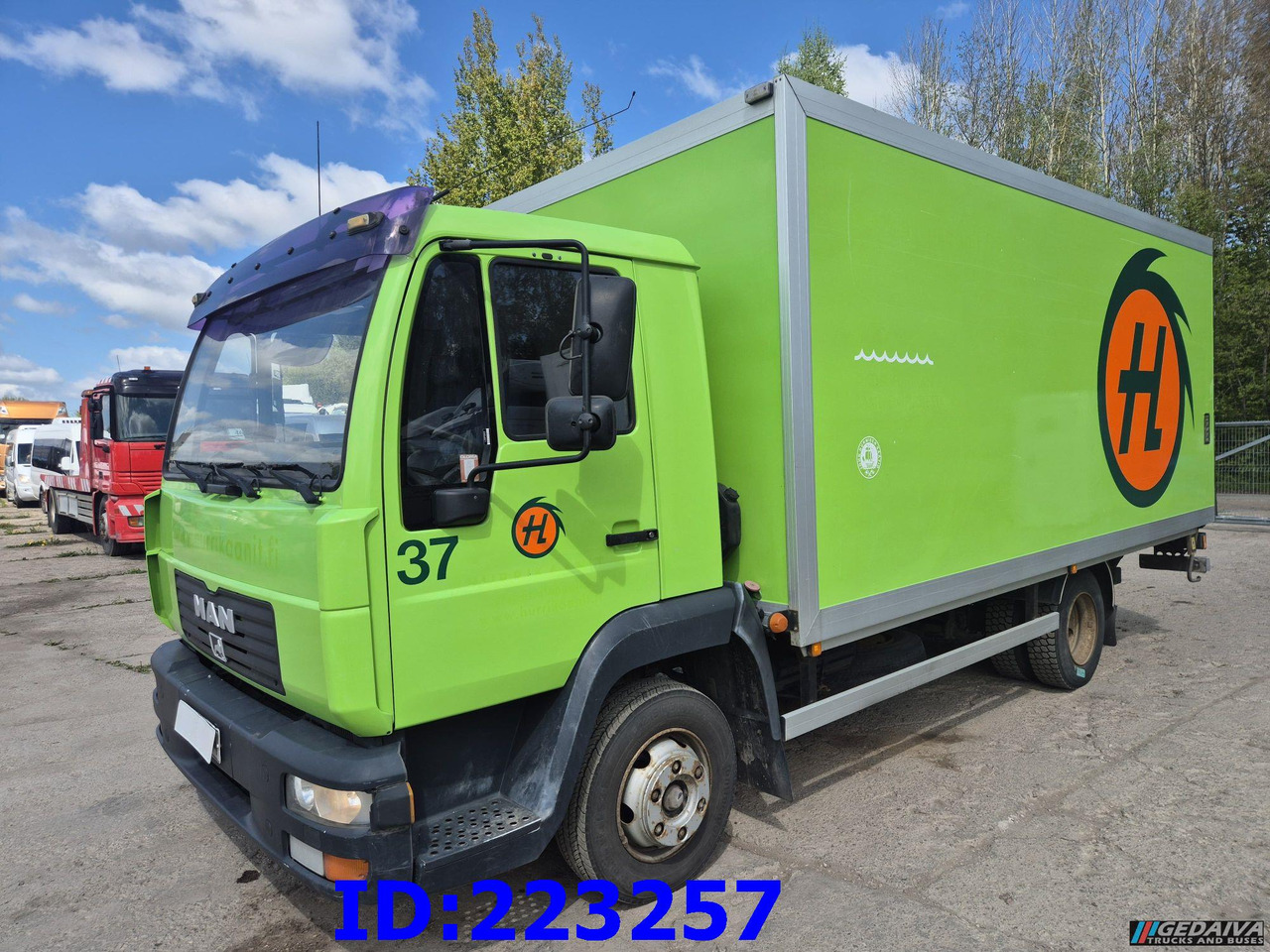 Грузовик с закрытым кузовом MAN LE 8.150 Manual 139tkm ONLY: фото 1