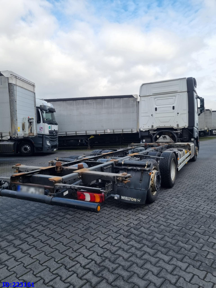 MERCEDES-BENZ Actros 2542 BDF 6x2 Euro6 - Грузовик-шасси: фото 4 MERCEDES-BENZ Actros 2542 BDF 6x2 Euro6 - Грузовик-шасси: фото 4