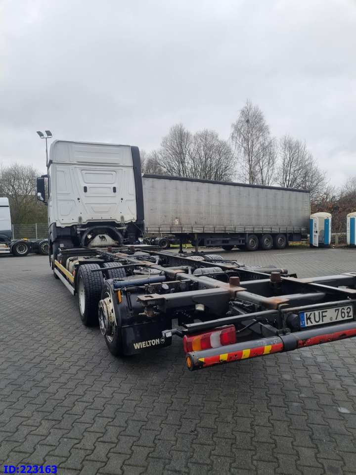 MERCEDES-BENZ Actros 2542 BDF 6x2 Euro6 - Грузовик-шасси: фото 4 MERCEDES-BENZ Actros 2542 BDF 6x2 Euro6 - Грузовик-шасси: фото 4