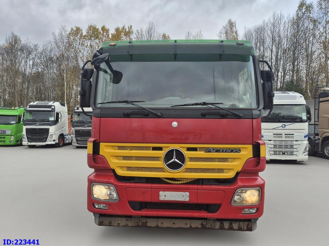 MERCEDES-BENZ Actros 2636 6X4 (3pedals) - Грузовик-шасси: фото 2 MERCEDES-BENZ Actros 2636 6X4 (3pedals) - Грузовик-шасси: фото 2