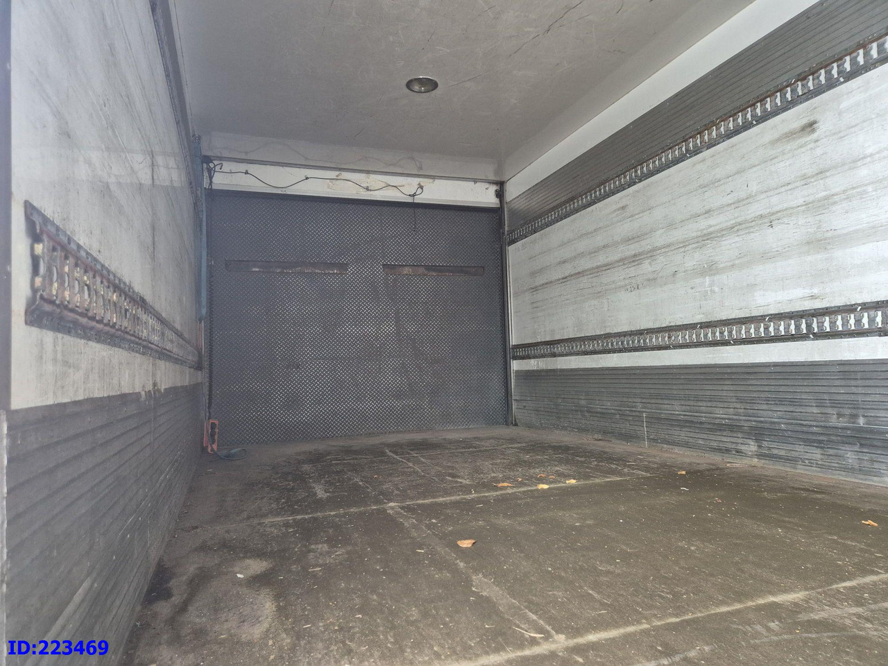 Грузовик с закрытым кузовом MERCEDES-BENZ Atego 1524: фото 7 Грузовик с закрытым кузовом MERCEDES-BENZ Atego 1524: фото 7