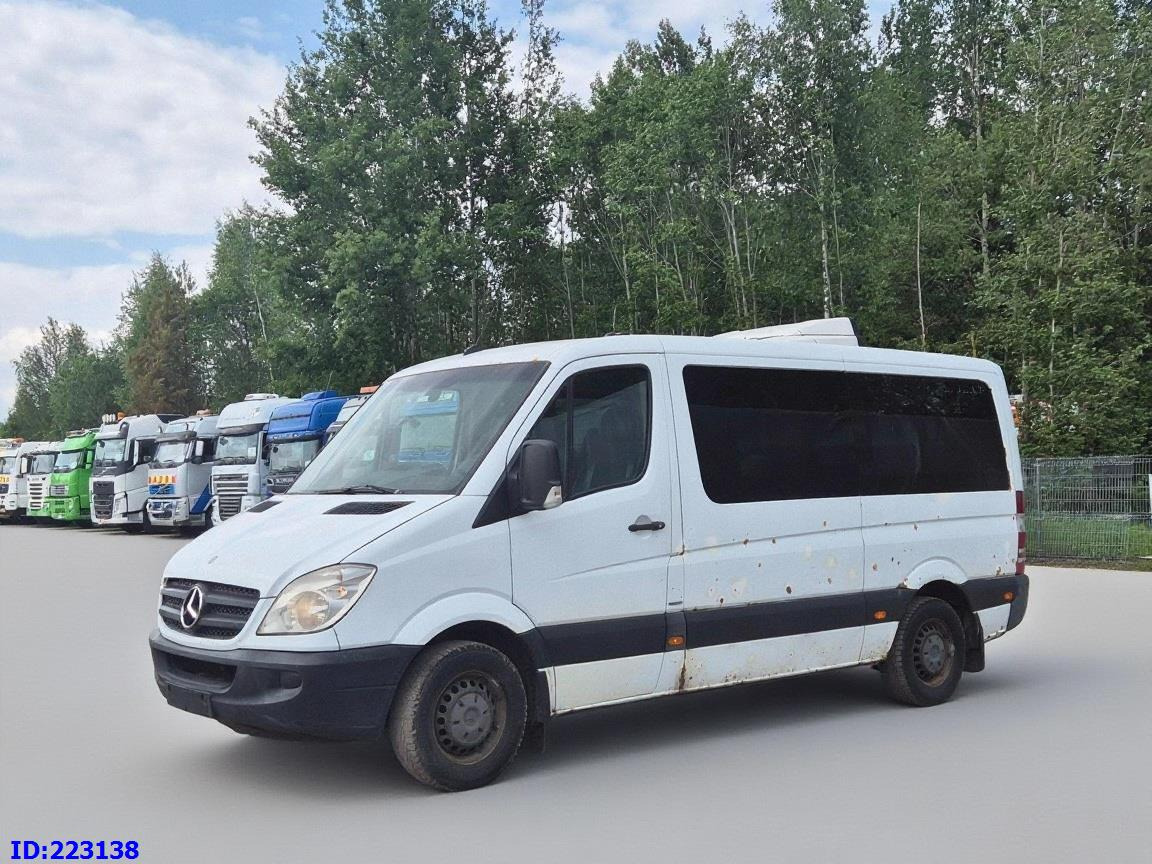 MERCEDES-BENZ Sprinter 213 - Euro5 - Микроавтобус, Пассажирский фургон: фото 4 MERCEDES-BENZ Sprinter 213 - Euro5 - Микроавтобус, Пассажирский фургон: фото 4