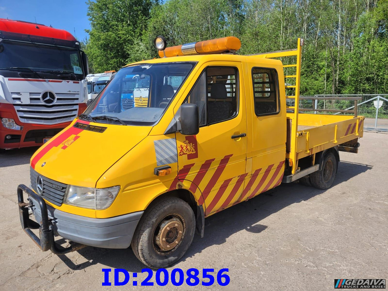 MERCEDES-BENZ Sprinter 408D - 5 Seater - Грузовик бортовой/ Платформа: фото 1 MERCEDES-BENZ Sprinter 408D - 5 Seater - Грузовик бортовой/ Платформа: фото 1