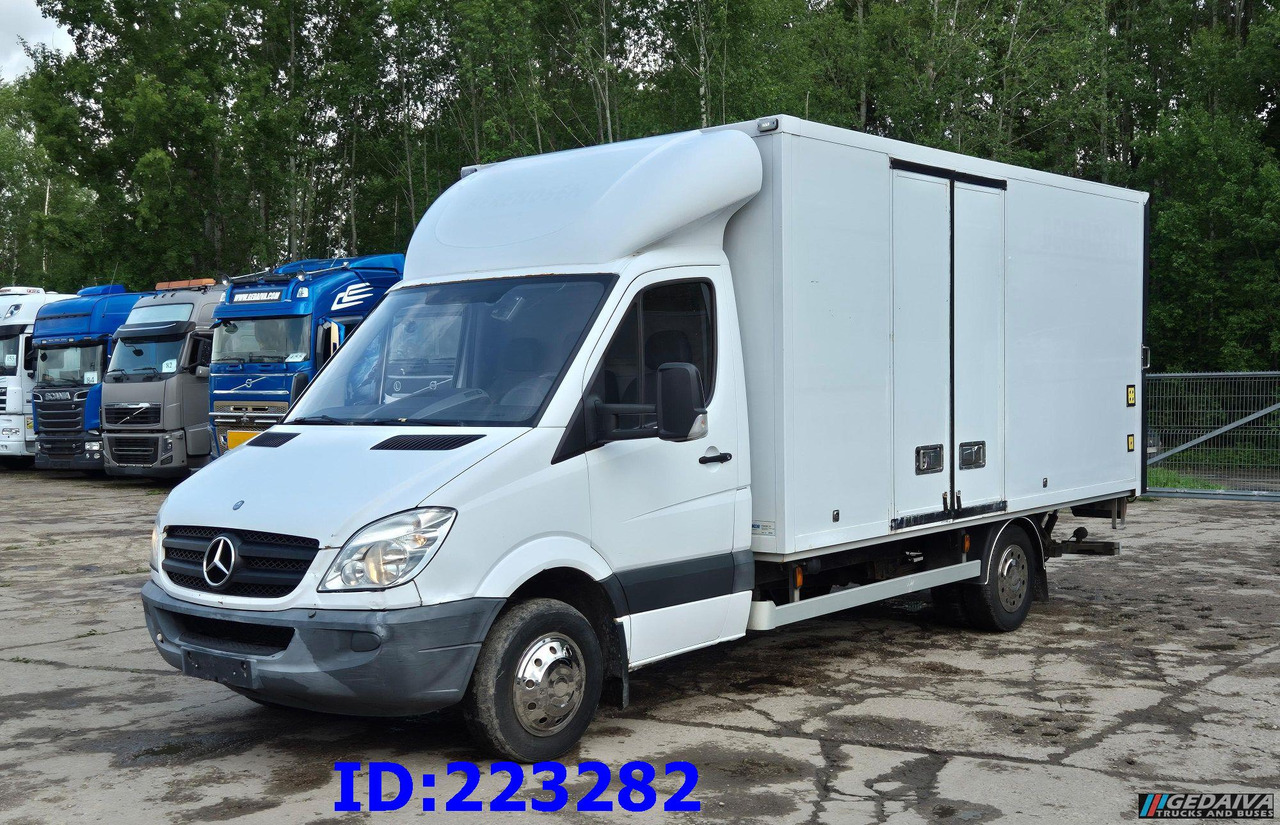 MERCEDES-BENZ Sprinter 516 SUPER - Грузовик с закрытым кузовом: фото 1 MERCEDES-BENZ Sprinter 516 SUPER - Грузовик с закрытым кузовом: фото 1
