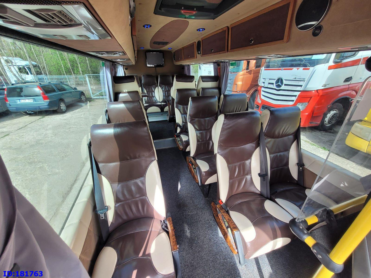 Туристический автобус MERCEDES-BENZ Sprinter 518 - VIP - 17 Seater: фото 17
