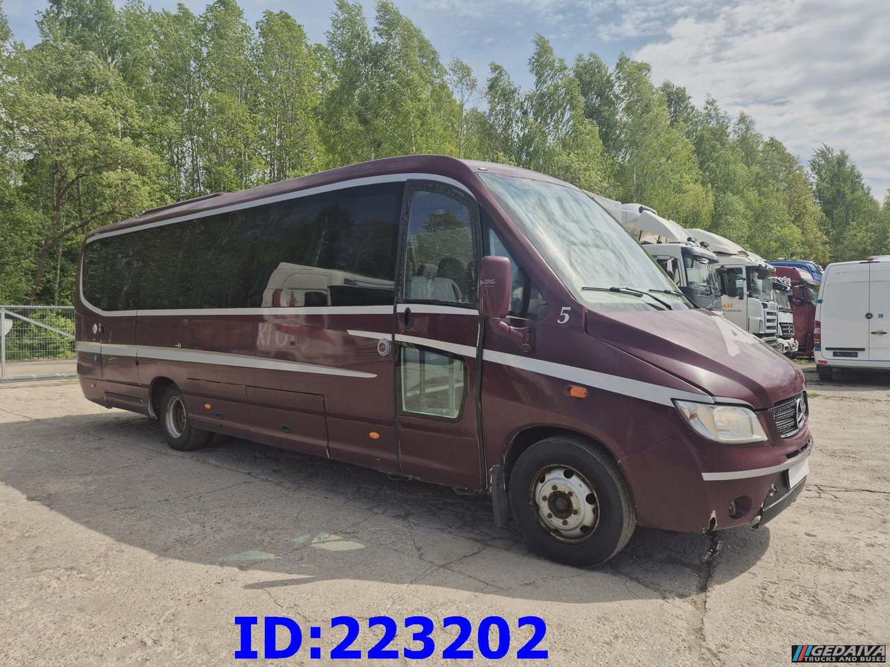 MERCEDES-BENZ Sunrider 818D Vario 33 - Seater - Туристический автобус: фото 4 MERCEDES-BENZ Sunrider 818D Vario 33 - Seater - Туристический автобус: фото 4