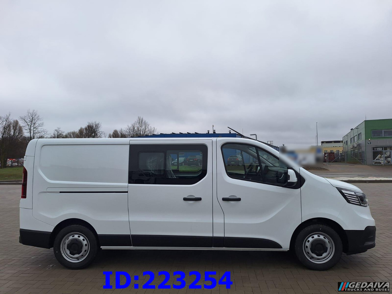RENAULT Trafic NEW 2025 - Грузопассажирский фургон: фото 4 RENAULT Trafic NEW 2025 - Грузопассажирский фургон: фото 4