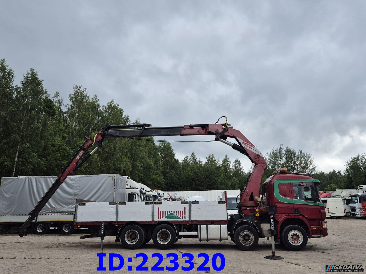 SCANIA P124 8X4 + Crane Effer 48N/4S with radio control - Грузовик бортовой/ Платформа: фото 5 SCANIA P124 8X4 + Crane Effer 48N/4S with radio control - Грузовик бортовой/ Платформа: фото 5