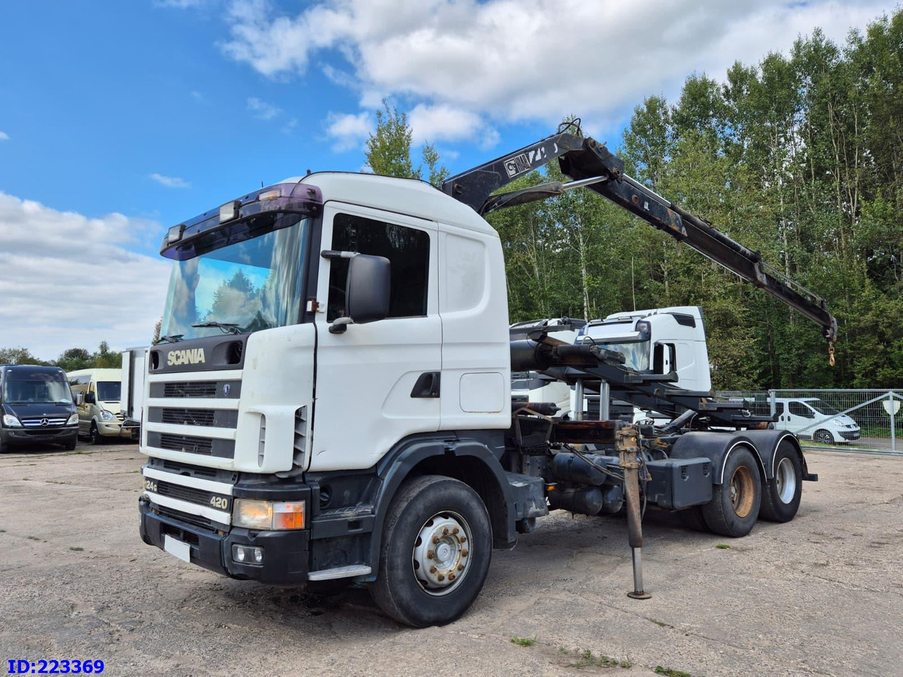 SCANIA R124 420 + Crane HIAB 140AW - Самосвал: фото 1 SCANIA R124 420 + Crane HIAB 140AW - Самосвал: фото 1