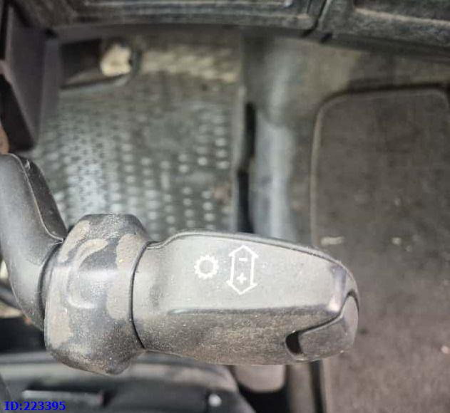 Грузовик-шасси SCANIA R440 6X2 Steering axle (Engine defect): фото 9