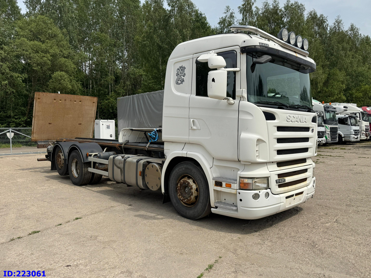 SCANIA R480 6X2 3 Pedals - Грузовик-шасси: фото 4 SCANIA R480 6X2 3 Pedals - Грузовик-шасси: фото 4