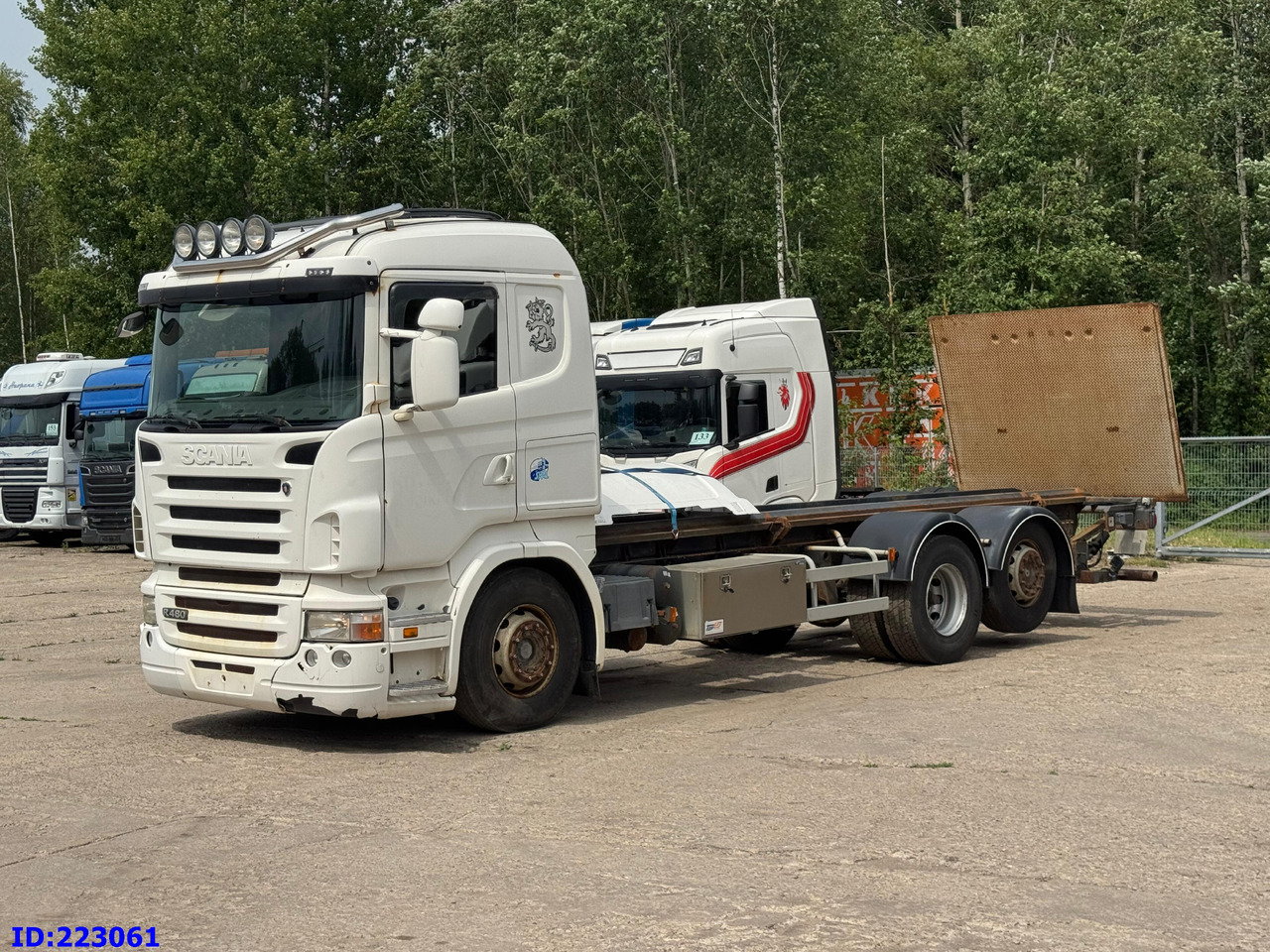 SCANIA R480 6X2 3 Pedals - Грузовик-шасси: фото 1 SCANIA R480 6X2 3 Pedals - Грузовик-шасси: фото 1