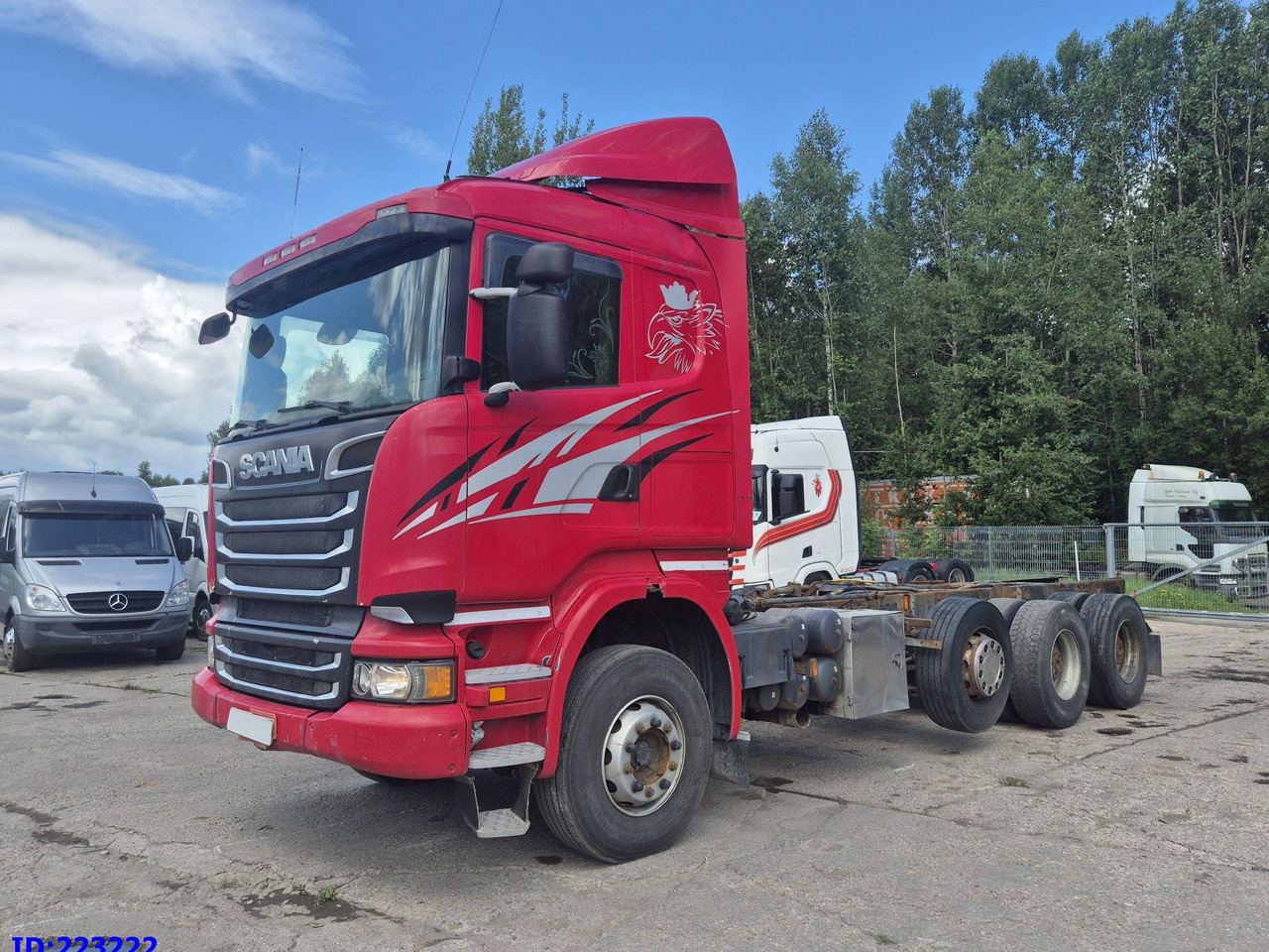 SCANIA R620 - 8x4 - Steering axle - Грузовик-шасси: фото 1 SCANIA R620 - 8x4 - Steering axle - Грузовик-шасси: фото 1