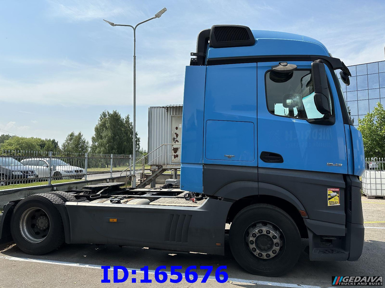 MERCEDES-BENZ Actros 1843 Euro6 - Engine damage - Тягач: фото 3 MERCEDES-BENZ Actros 1843 Euro6 - Engine damage - Тягач: фото 3