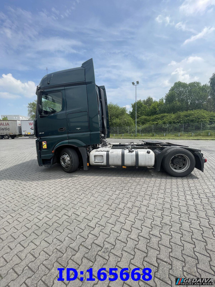 MERCEDES-BENZ Actros 1843 - Mega - Euro6 - Тягач: фото 1 MERCEDES-BENZ Actros 1843 - Mega - Euro6 - Тягач: фото 1
