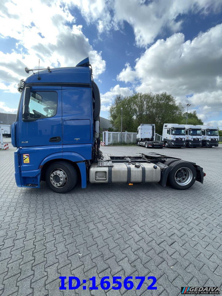MERCEDES-BENZ Actros 1845 - Mega - Euro6 - Тягач: фото 1 MERCEDES-BENZ Actros 1845 - Mega - Euro6 - Тягач: фото 1