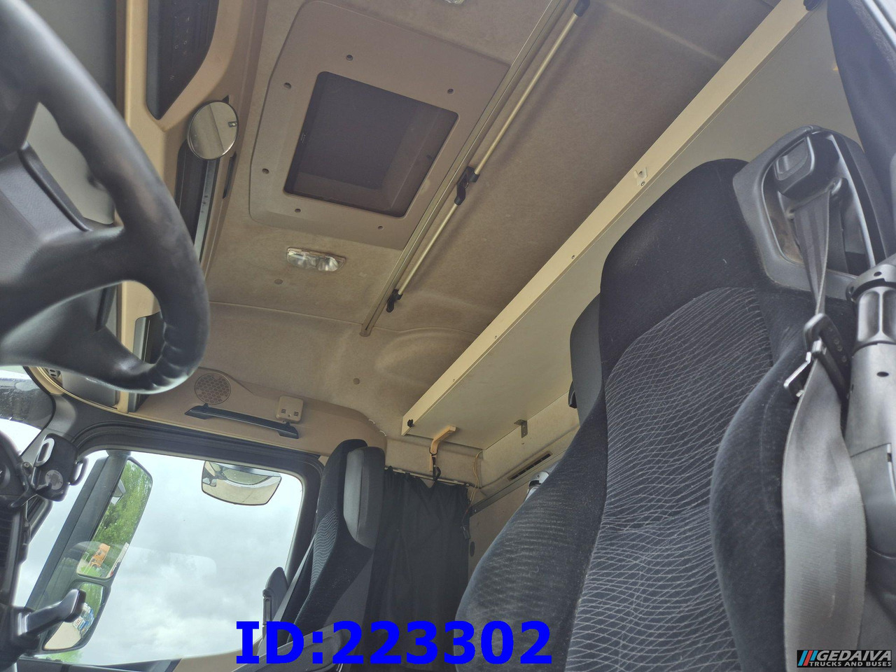 Тягач MERCEDES-BENZ Actros 2551 6x2: фото 12