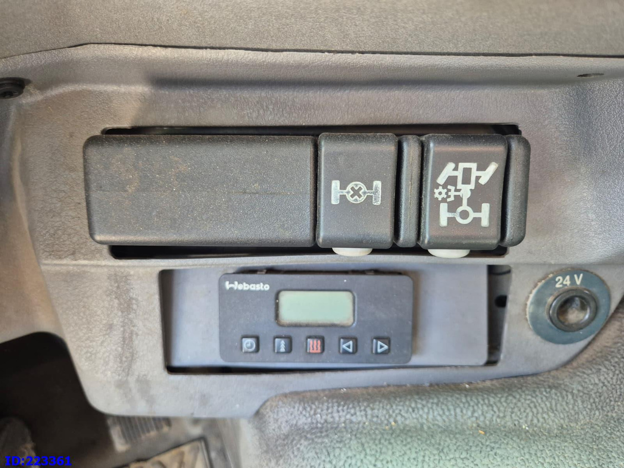Тягач RENAULT Premium 420 6x2 Manual: фото 8