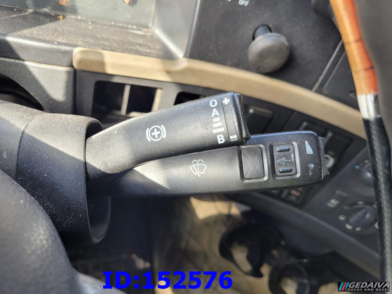 Тягач VOLVO FH13 480HP 6x2: фото 12