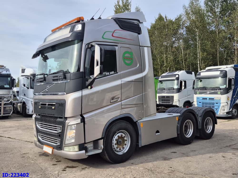 VOLVO FH13 540HP 6x4 low mileage 660.000 km. hydraulics - Тягач: фото 1 VOLVO FH13 540HP 6x4 low mileage 660.000 km. hydraulics - Тягач: фото 1