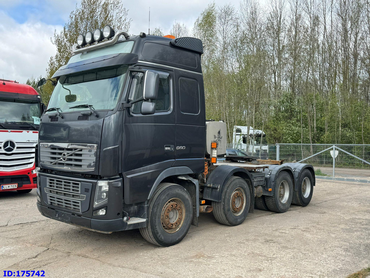 VOLVO FH16 660HP 8x4 - Тягач: фото 1 VOLVO FH16 660HP 8x4 - Тягач: фото 1