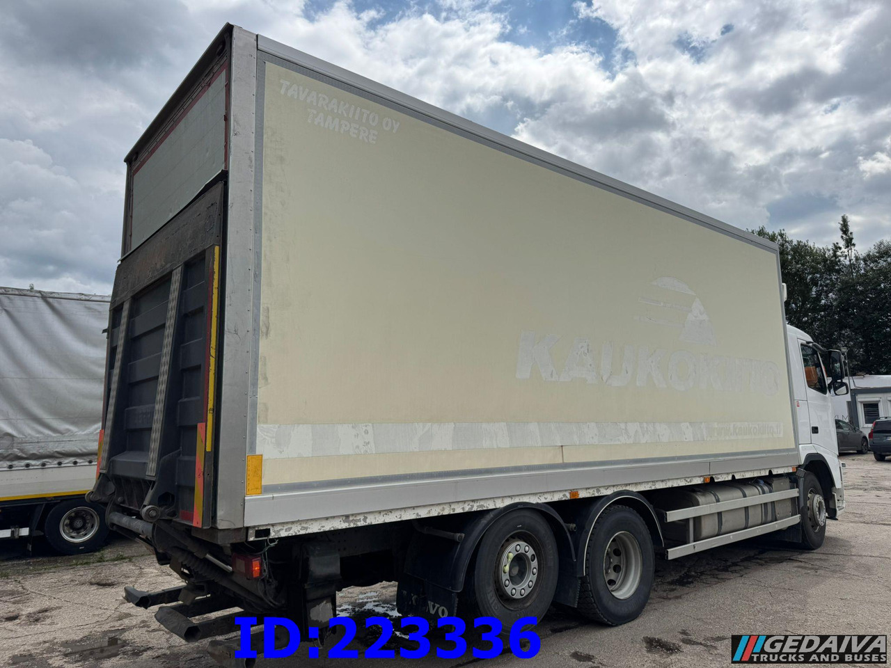 VOLVO FH13 460HP 6x2 OPEN SIDE BOX - Грузовик с закрытым кузовом: фото 5 VOLVO FH13 460HP 6x2 OPEN SIDE BOX - Грузовик с закрытым кузовом: фото 5