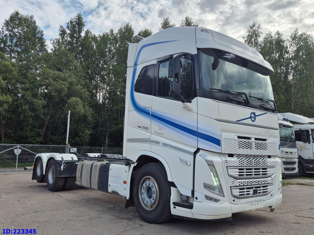 VOLVO FH13 500HP 6x2 10 tyre - New generation - Грузовик-шасси: фото 4 VOLVO FH13 500HP 6x2 10 tyre - New generation - Грузовик-шасси: фото 4
