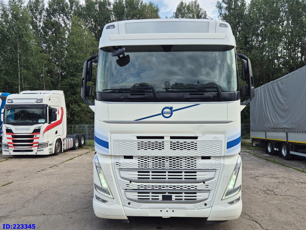 VOLVO FH13 500HP 6x2 10 tyre - New generation - Грузовик-шасси: фото 2 VOLVO FH13 500HP 6x2 10 tyre - New generation - Грузовик-шасси: фото 2