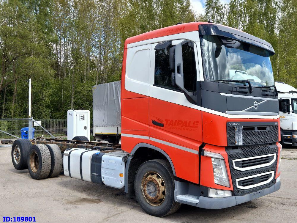 VOLVO FH13 500HP 6x2 Euro6 - Грузовик-шасси: фото 4 VOLVO FH13 500HP 6x2 Euro6 - Грузовик-шасси: фото 4
