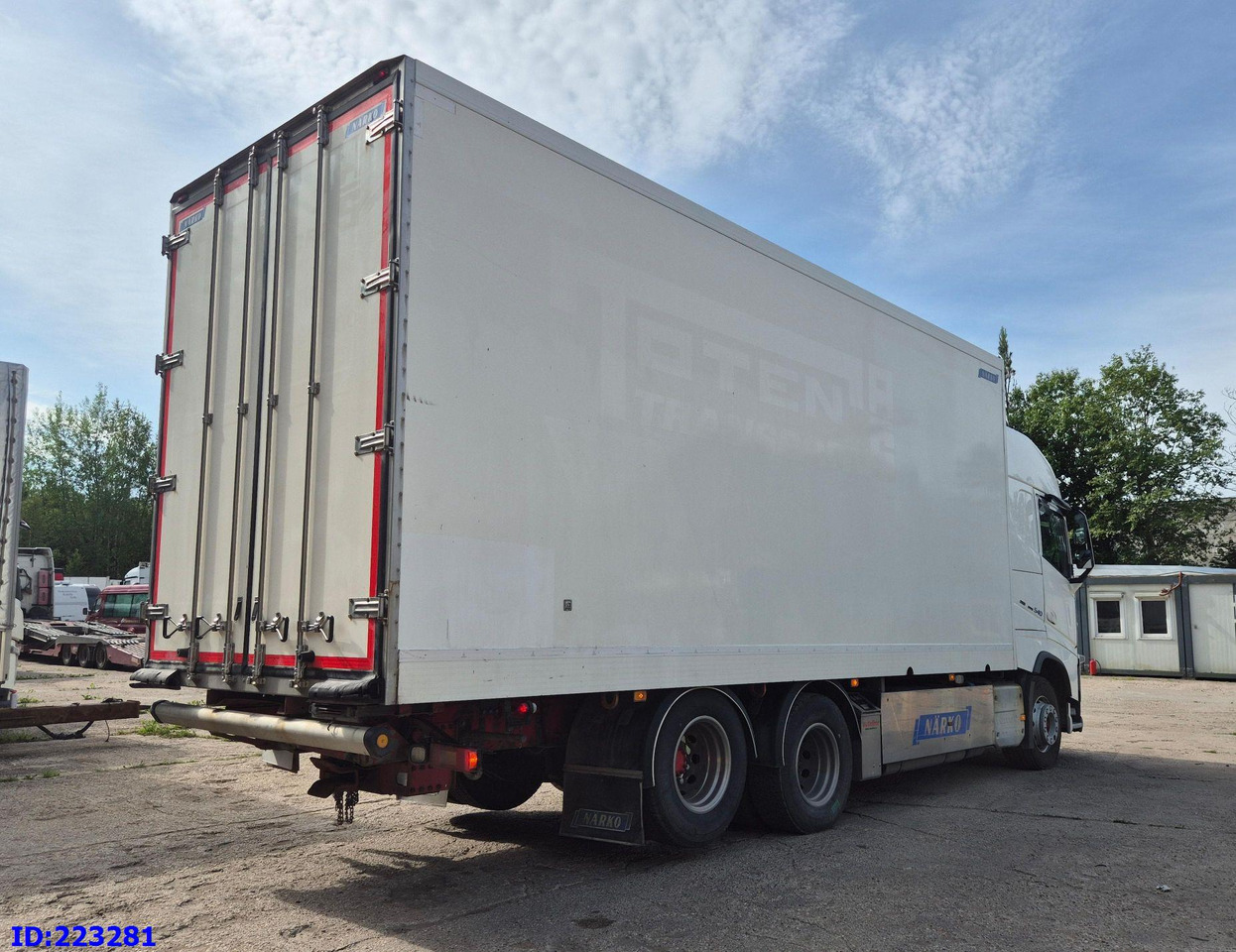 VOLVO FH13 540HP 6x2 (10 tyre) Euro6 - Изотермический грузовик: фото 5 VOLVO FH13 540HP 6x2 (10 tyre) Euro6 - Изотермический грузовик: фото 5