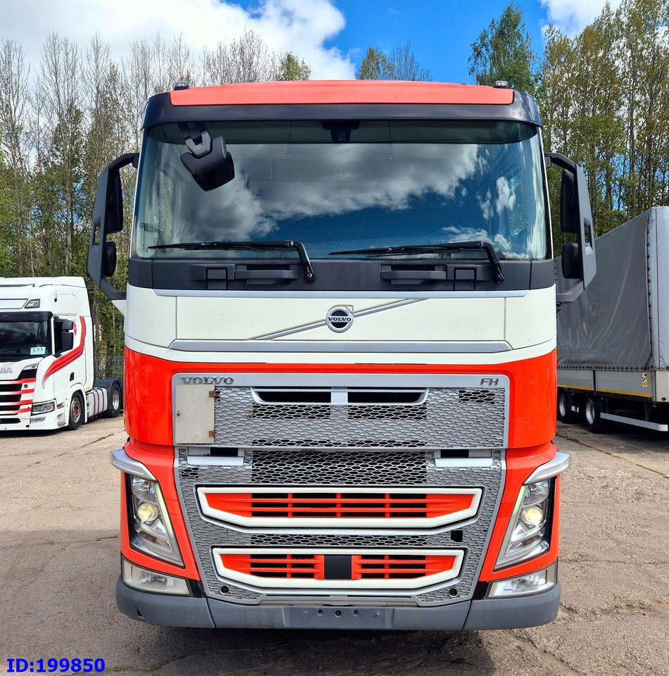 VOLVO FH13 540HP 6x2 Euro6 - Грузовик-шасси: фото 2 VOLVO FH13 540HP 6x2 Euro6 - Грузовик-шасси: фото 2