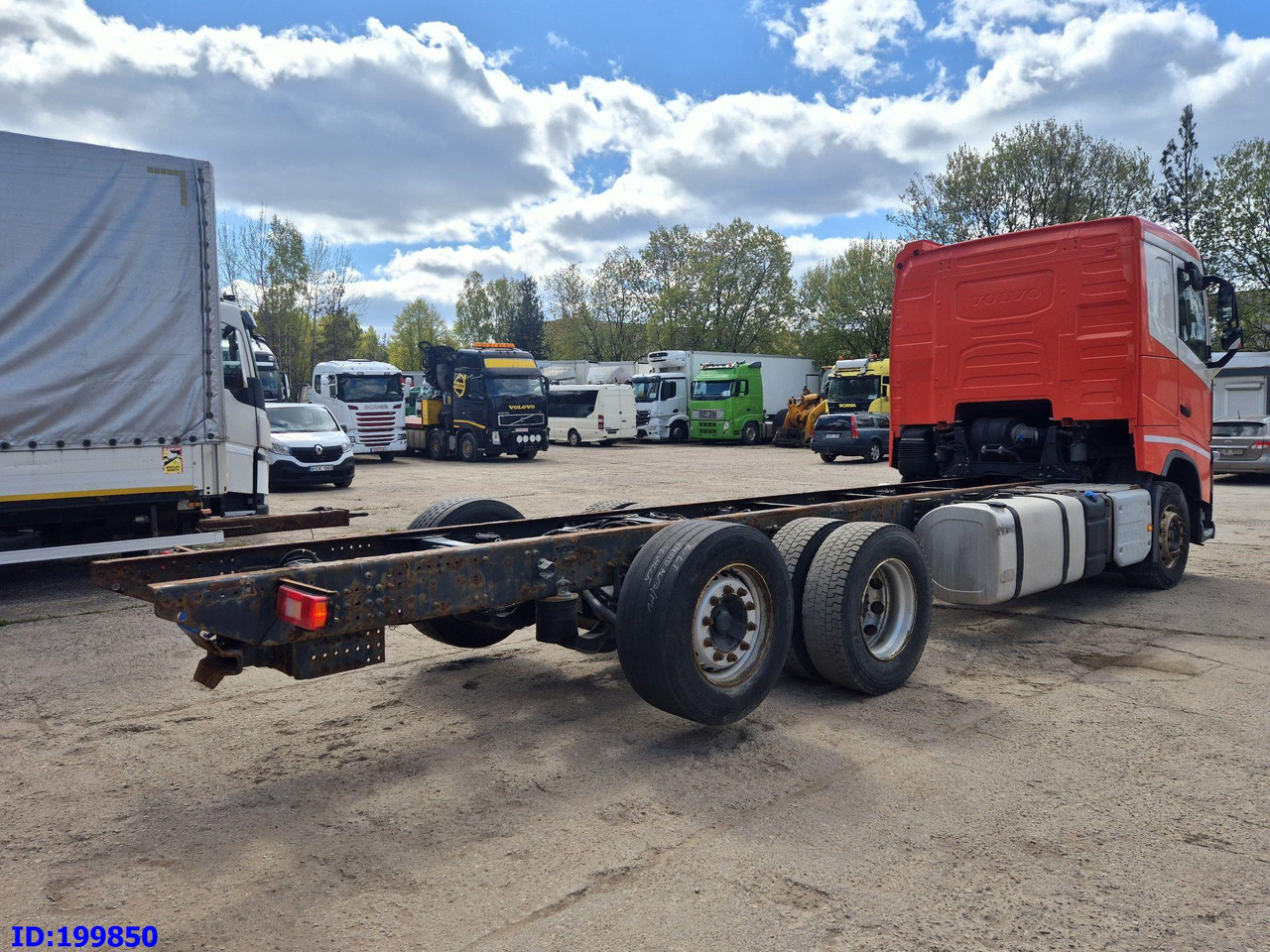 VOLVO FH13 540HP 6x2 Euro6 - Грузовик-шасси: фото 5 VOLVO FH13 540HP 6x2 Euro6 - Грузовик-шасси: фото 5